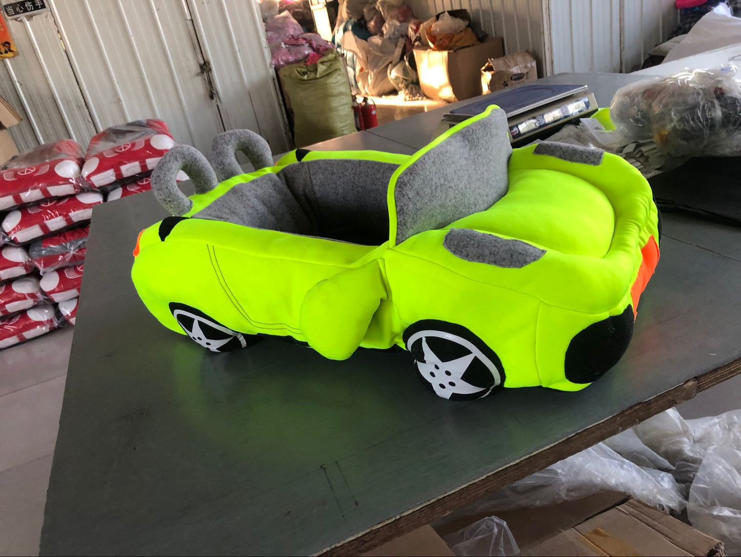 ペットケージ、車、ファッション、クールなスポーツカー、犬小屋、ペット用犬ソファベッド