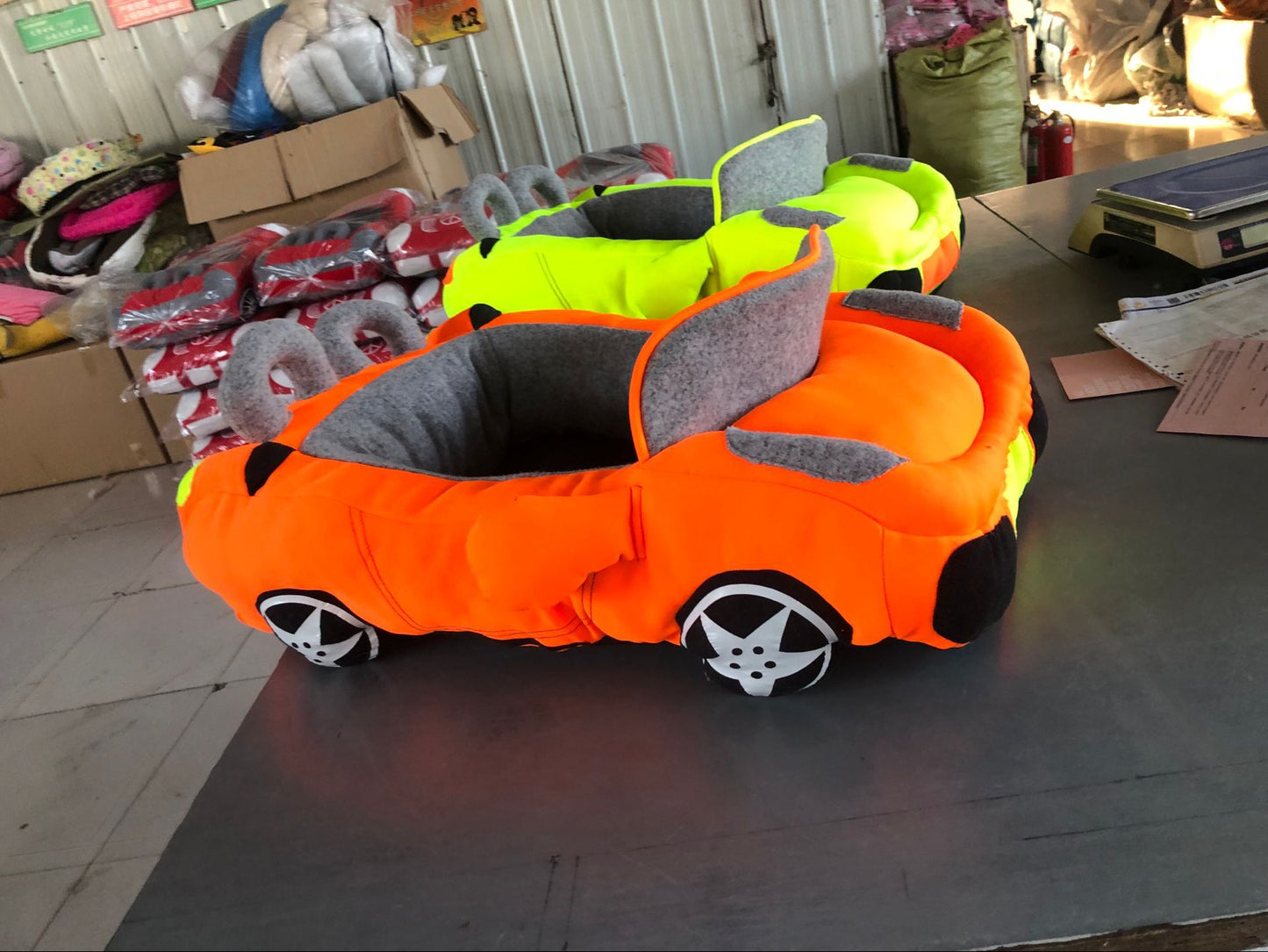 ペットケージ、車、ファッション、クールなスポーツカー、犬小屋、ペット用犬ソファベッド