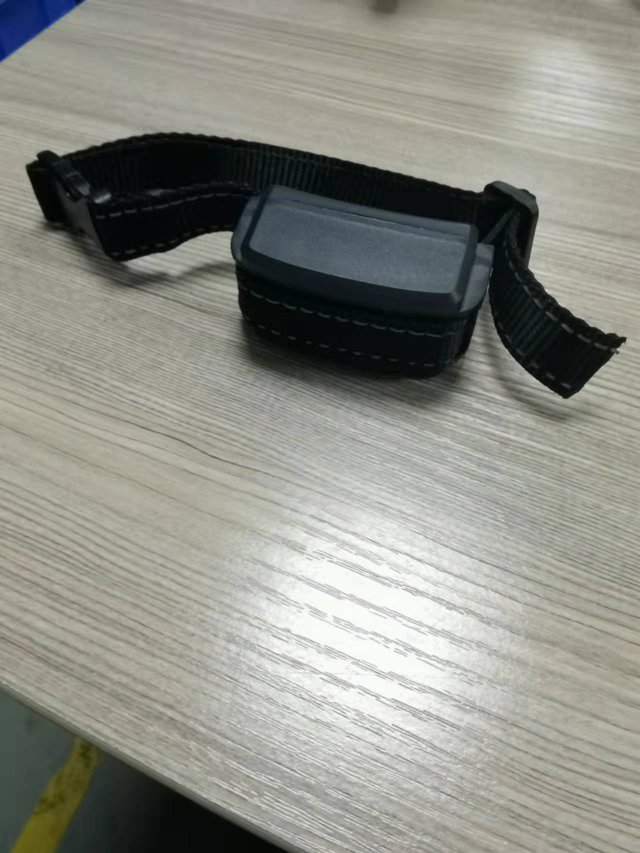 プラスチック製ペット用電子フェンス首輪