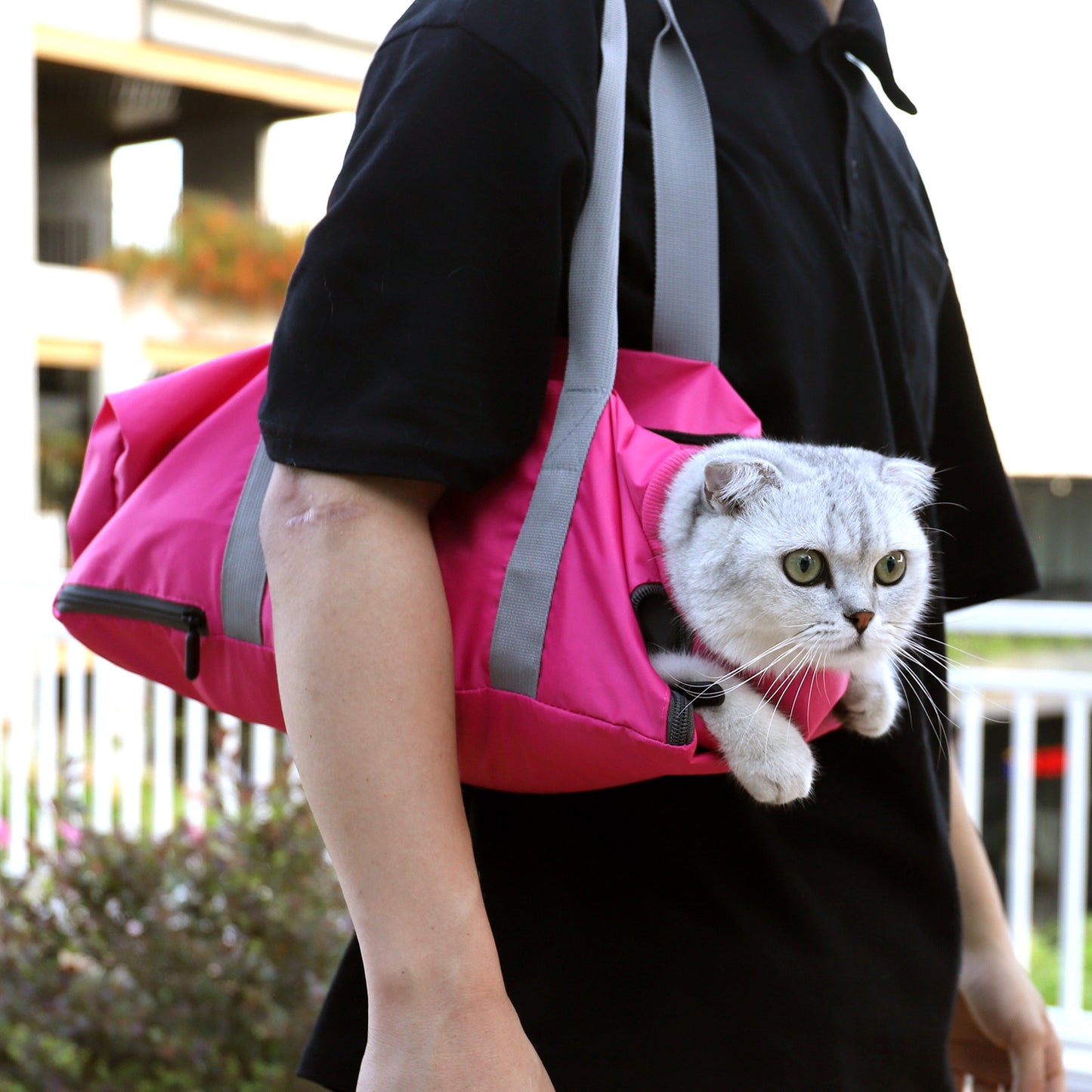 猫用トラベルバッグ 二重裏地付き 爪と噛みつきに強いペット用バッグ